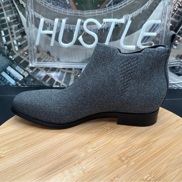 Vivaia Ryan Pro Square Toe Bootie Womens 6 36.5 EU Grey Water Repellant Ankle - Picture 8 of 13